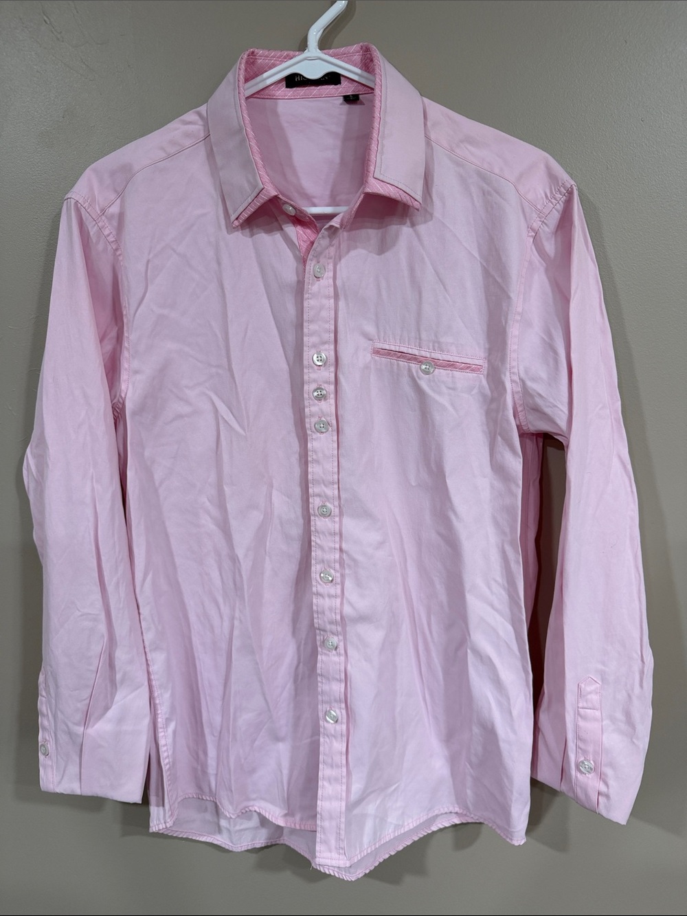 Men's Pink Long-Sleeve Button-Up Shirt small 15.5”